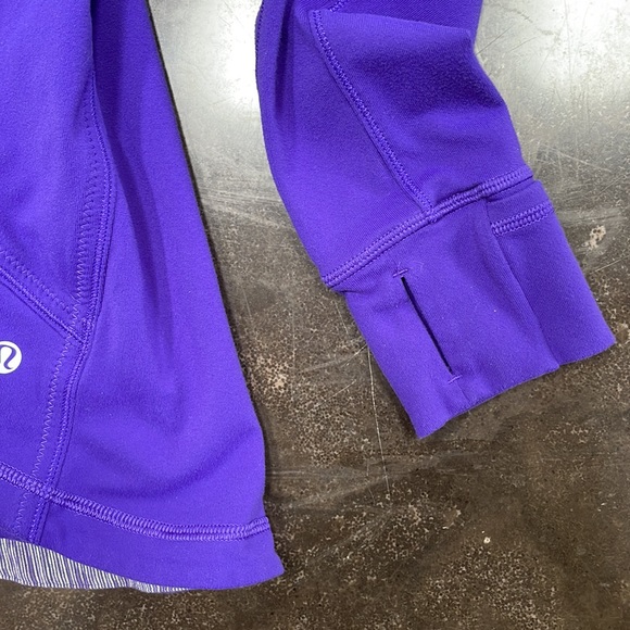 Lululemon Define Jacket - Picture 3 of 4